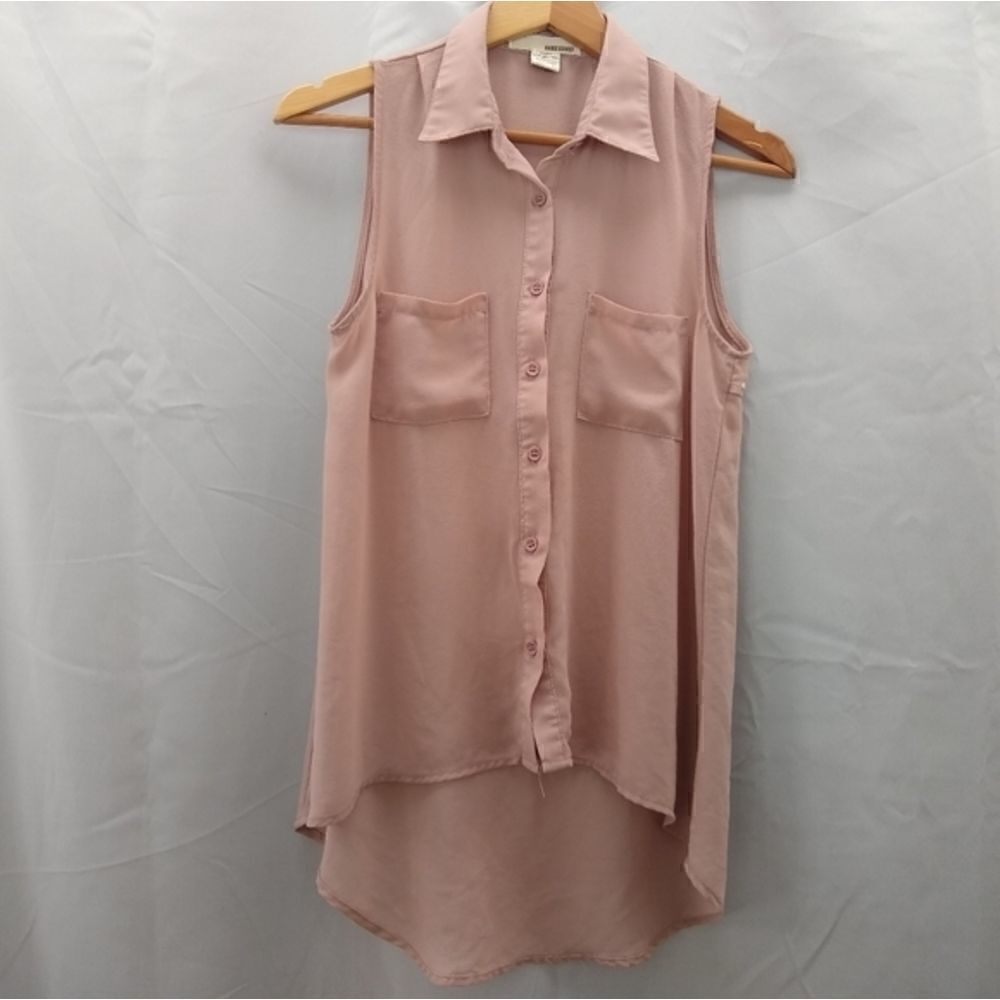 Sans Souci sheer sleeveless blouse. Size small.